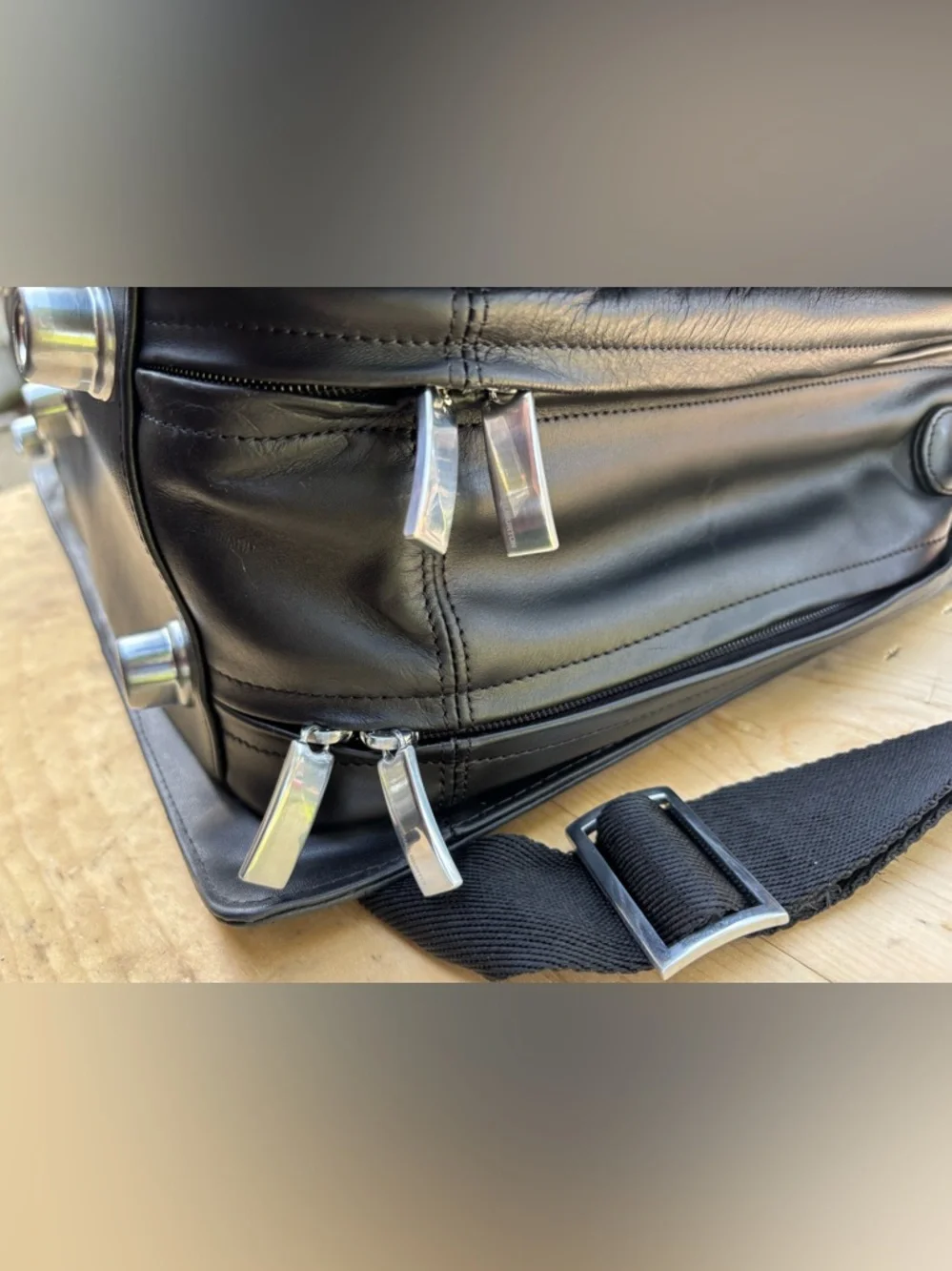 Zero Halliburton Black Leather 17” Expandable Briefcase Business Bag